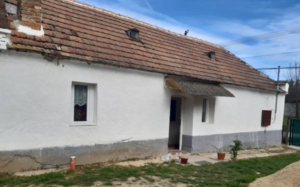 eladó családi ház, Adorjánháza