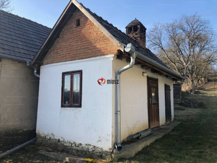eladó családi ház, Csővár