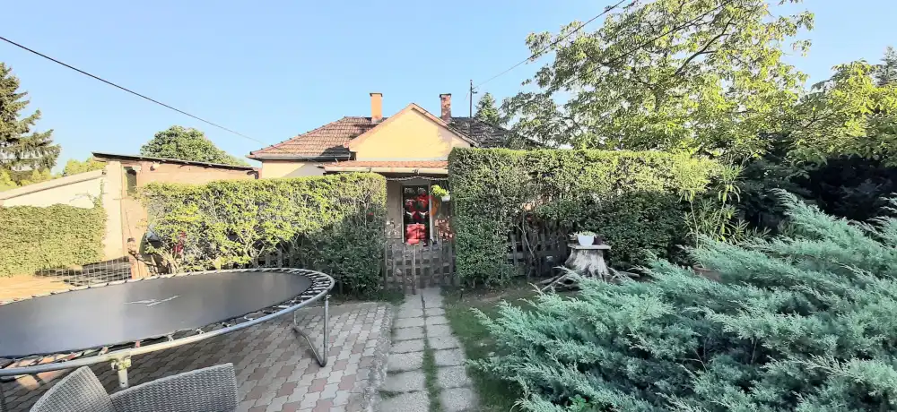 Pest megye - Erdőkertes