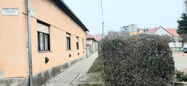 Eladó családi ház, Szob 3 szoba 115 m² 39.9 M Ft