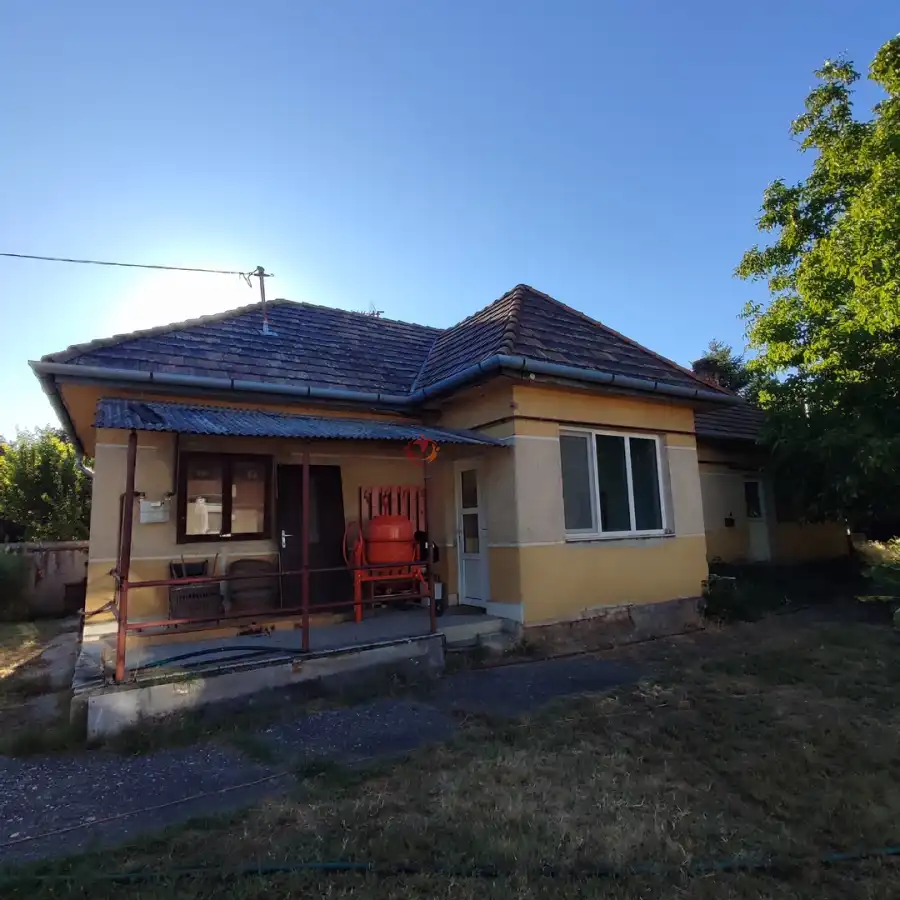 eladó családi ház, Sződliget