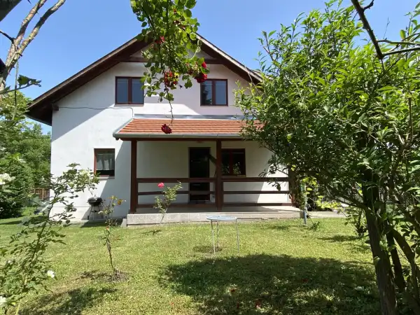 Eladó családi ház, Szokolya 3 szoba 107 m² 81.9 M Ft