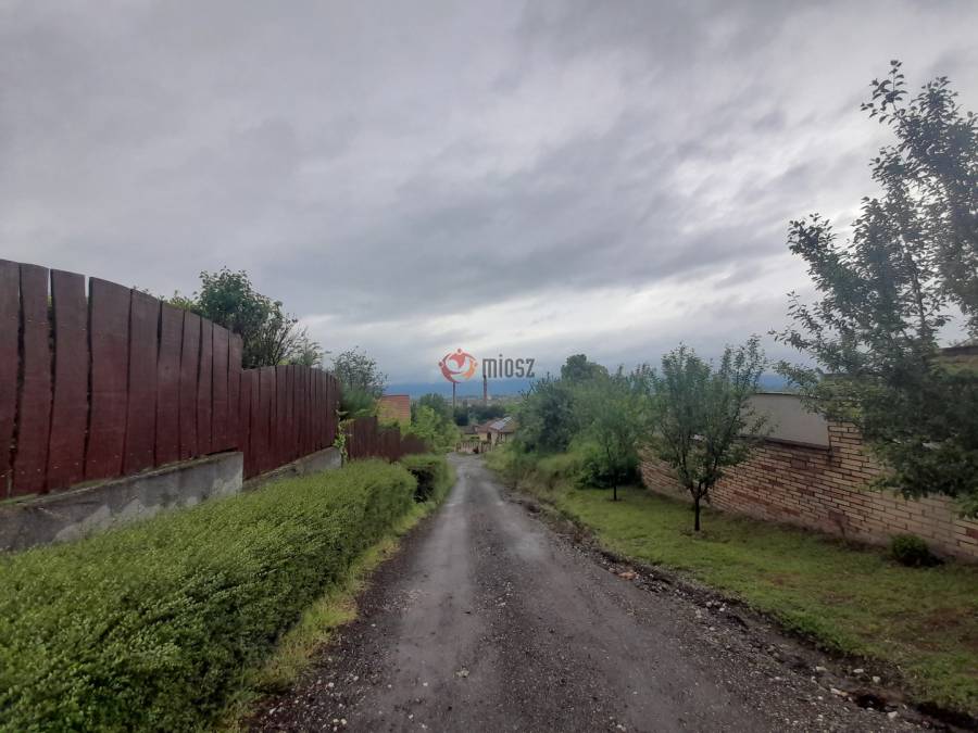 eladó családi ház, Vác