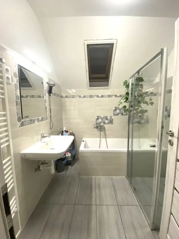 Eladó családi ház, Verőce 5 szoba 210 m² 139 M Ft