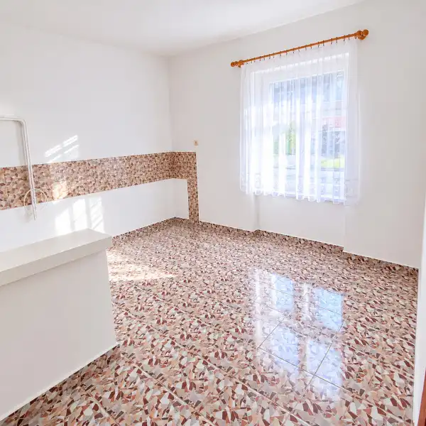 Eladó házrész, Sátoraljaújhely 1 szoba 52 m² 12 M Ft