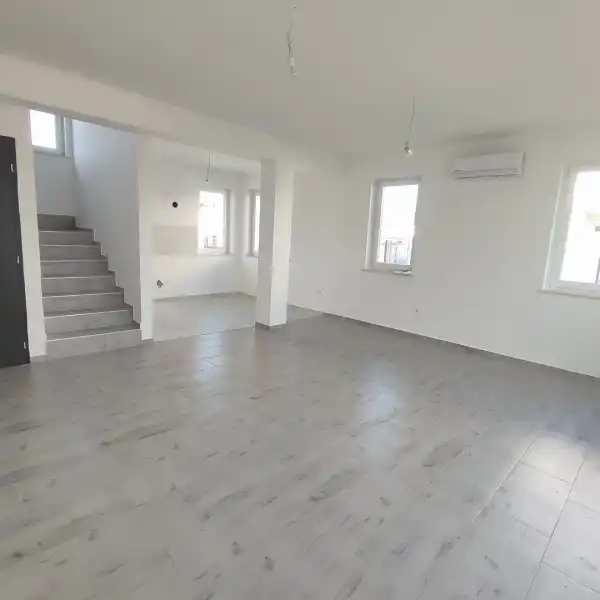 Eladó ikerház, Göd 6 szoba 138 m² 110 M Ft