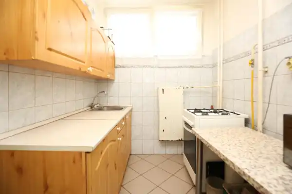 Eladó panellakás, Vác 2 szoba 53 m² 39.9 M Ft