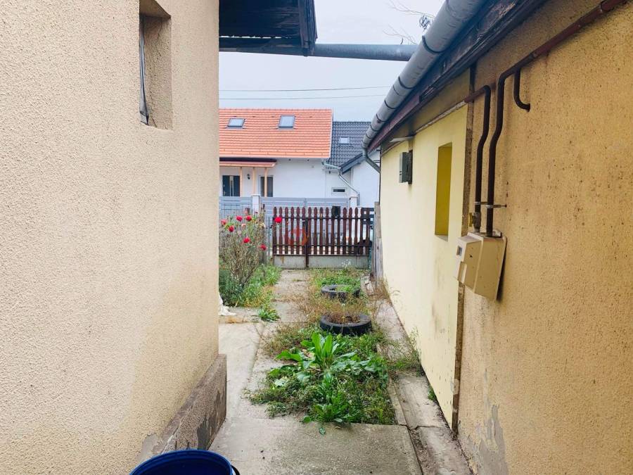 eladó sorház, Dunakeszi