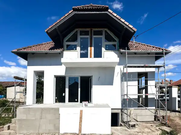 Eladó új építésű családi ház, Vác 5+1 szoba 179 m² 138 M Ft