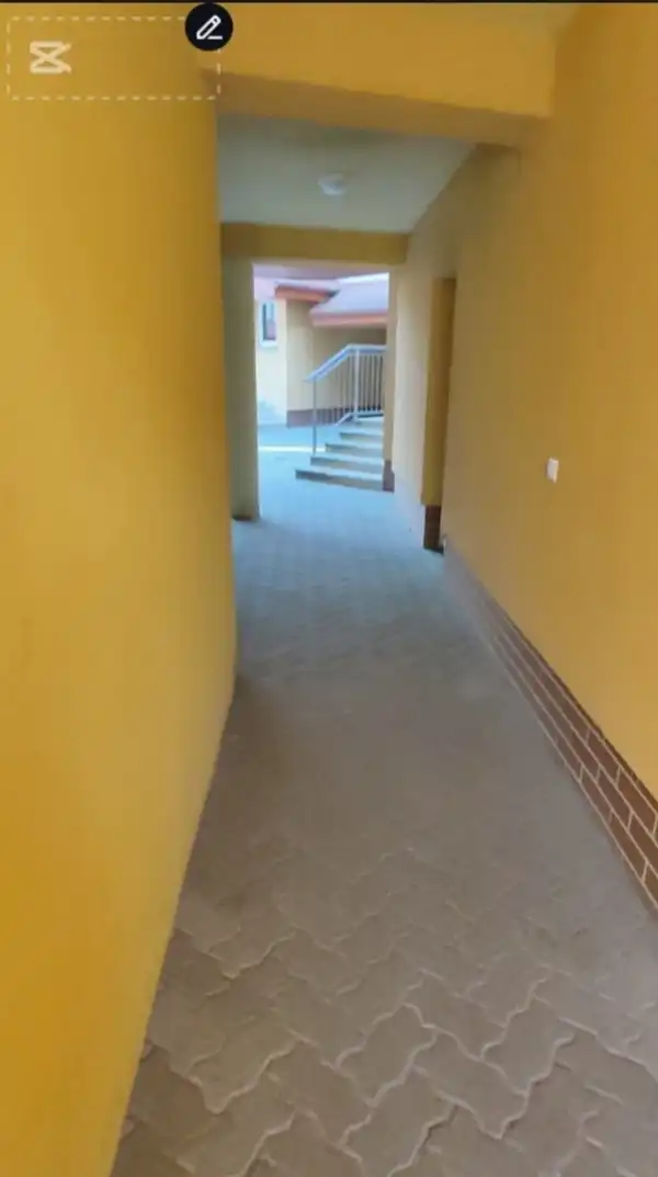 Eladó üzlethelyiség utcai bejáratos, Göd 1 szoba 40 m² 42 M Ft